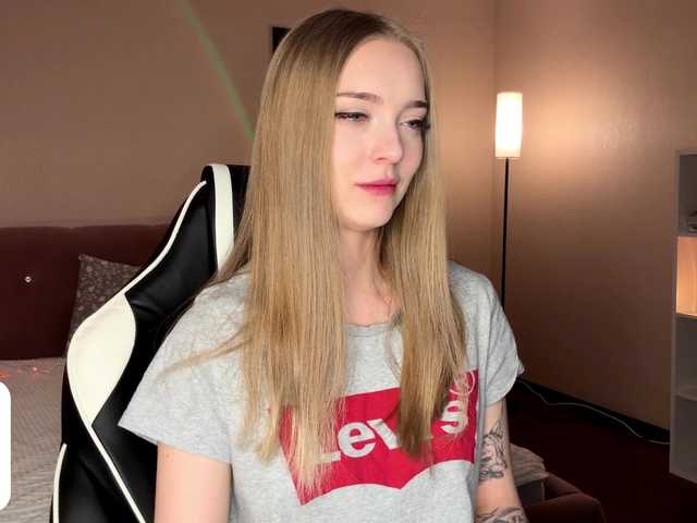 VersieBruegman's BongaCams show and profile