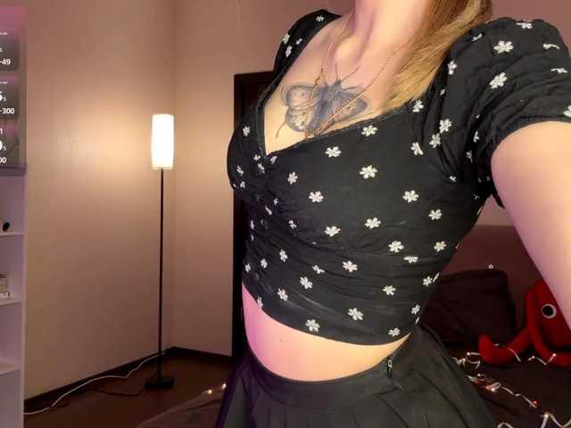 VersieBruegman's BongaCams show and profile