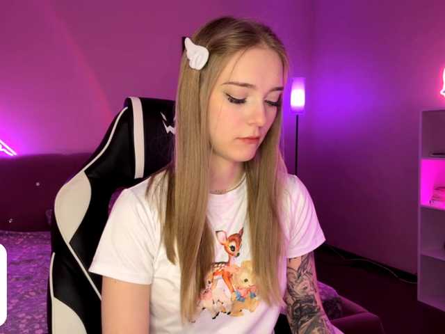 VersieBruegman's BongaCams show and profile