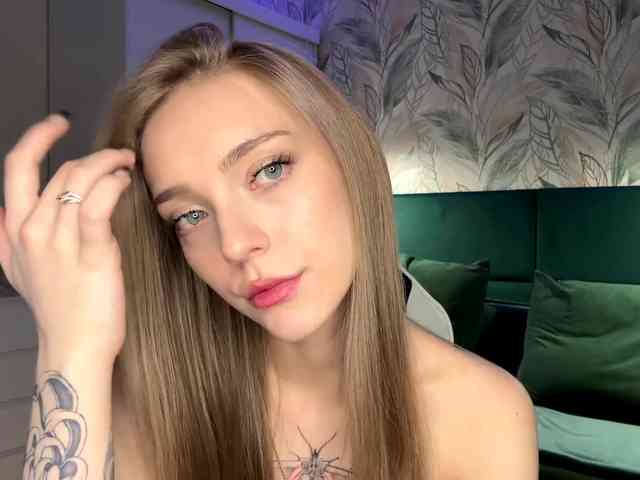 VersieBruegman bongacams