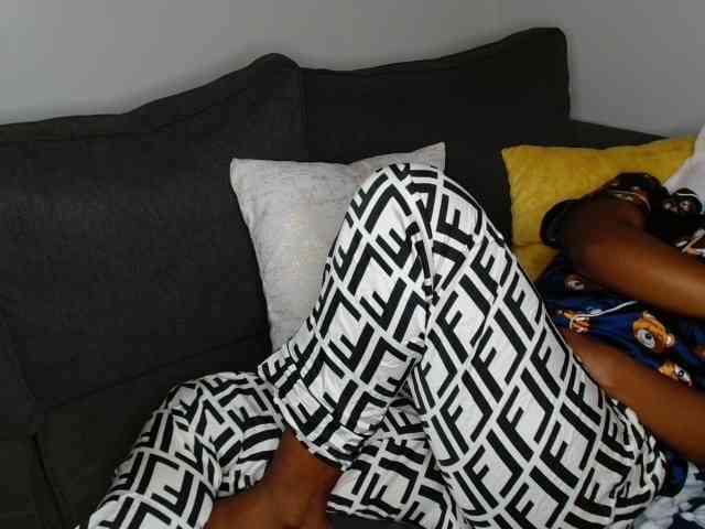 Ebonylizzy webcam