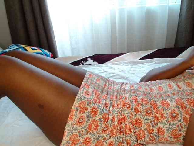 Ebonylizzy webcam