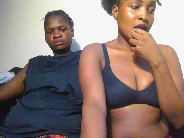 Sweethoney2 – webcam model profile photo