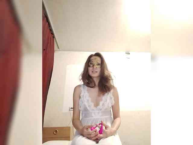 Milli111 Live Webcam on BongaCams