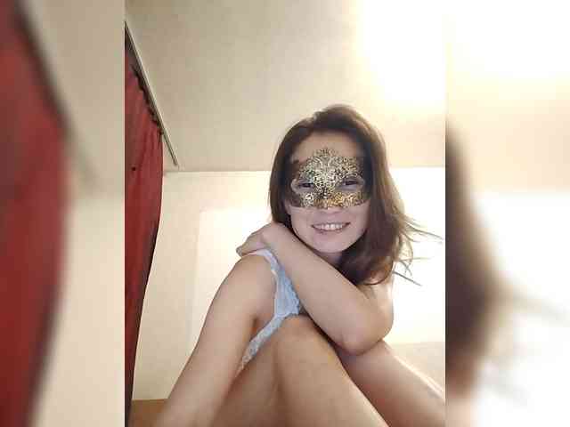 Milli111 Live Webcam on BongaCams