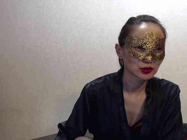 Milli111 Live Webcam on BongaCams