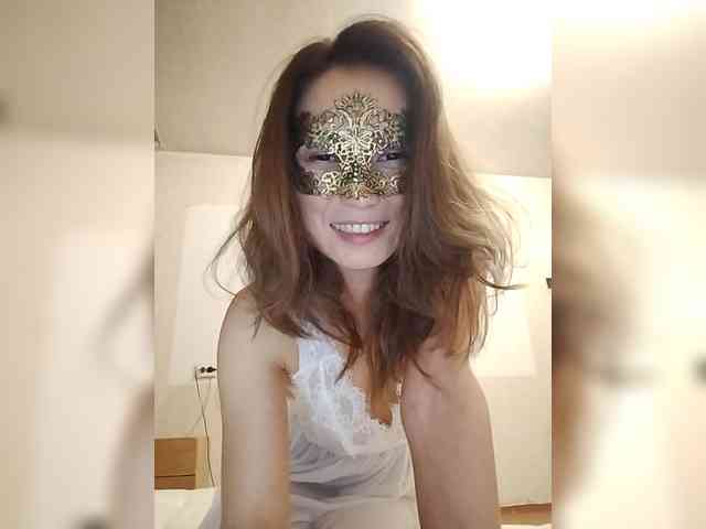 Milli111 Live Webcam on BongaCams