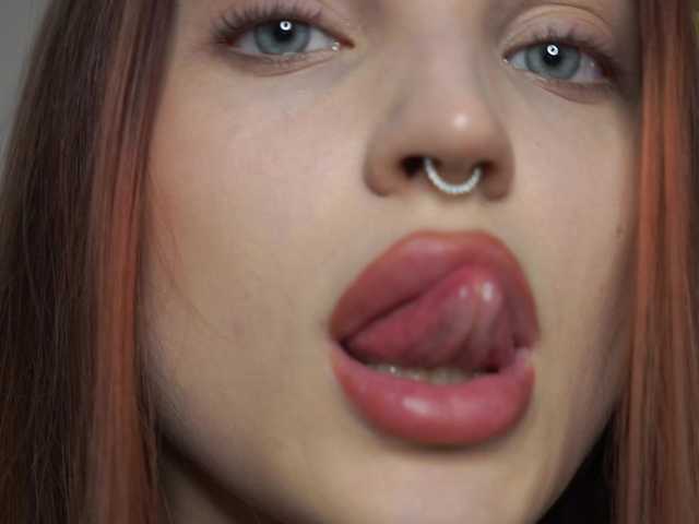 beckymadsons's BongaCams show and profile