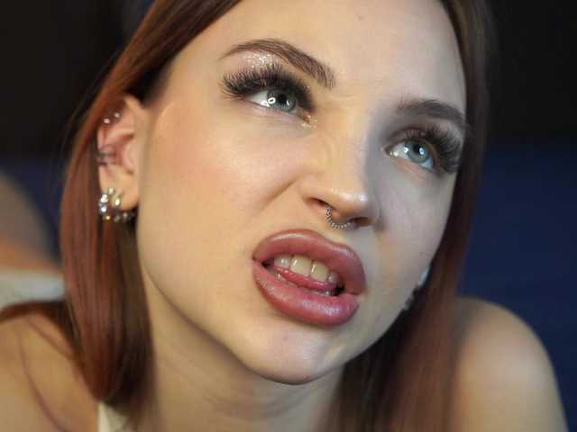 beckymadsons's BongaCams show and profile