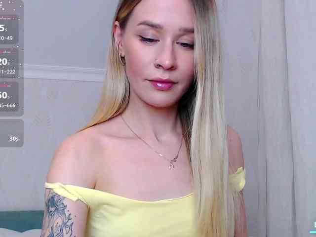 AnitaDelicious webcam