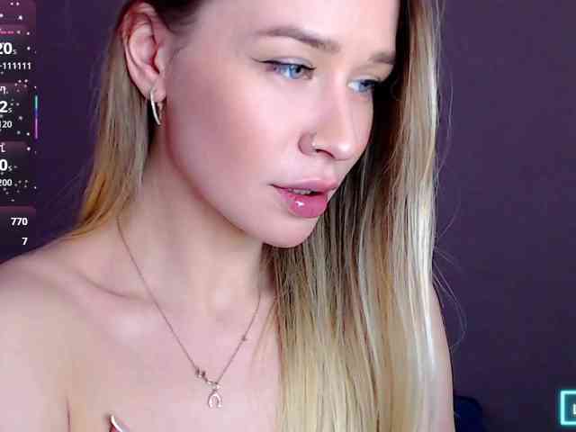 AnitaDelicious webcam