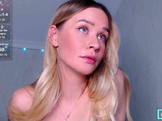 AnitaDelicious webcam