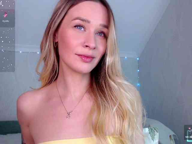 AnitaDelicious webcam