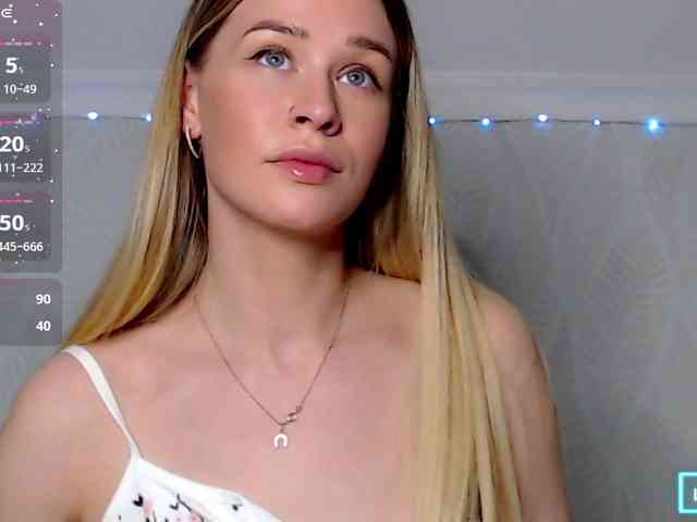 AnitaDelicious webcam