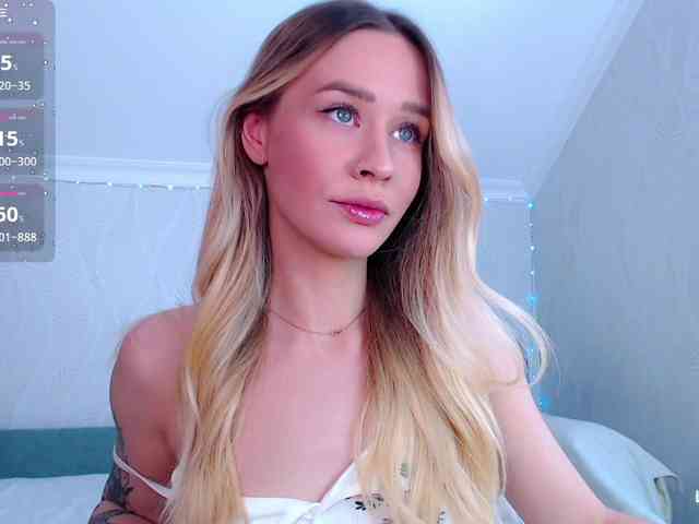 AnitaDelicious webcam