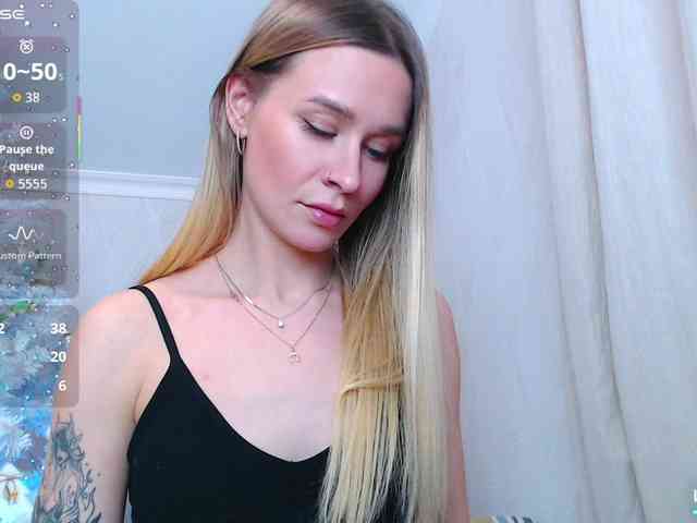 AnitaDelicious webcam