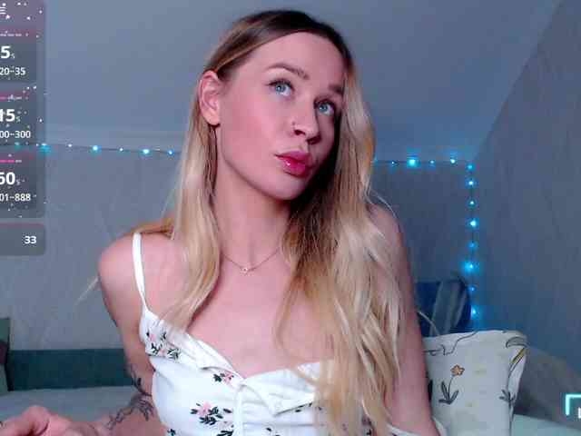 AnitaDelicious webcam