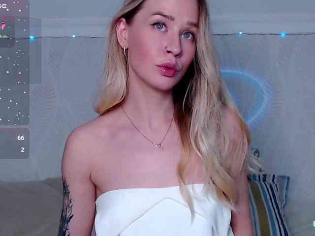 AnitaDelicious webcam