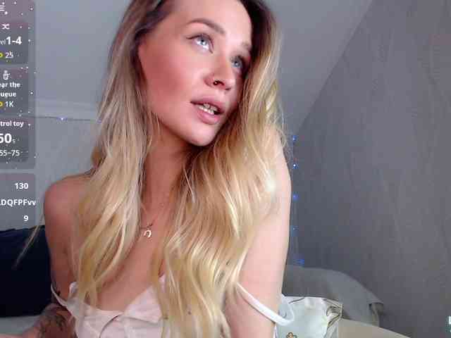 AnitaDelicious webcam