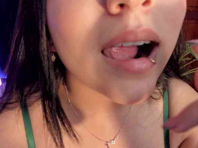 TyanaFerrell webcam