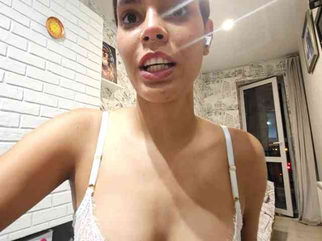 IvanaGildea webcam