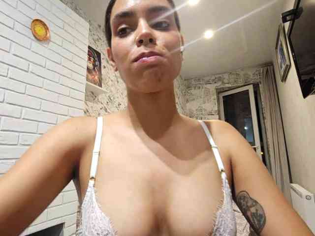 IvanaGildea webcam