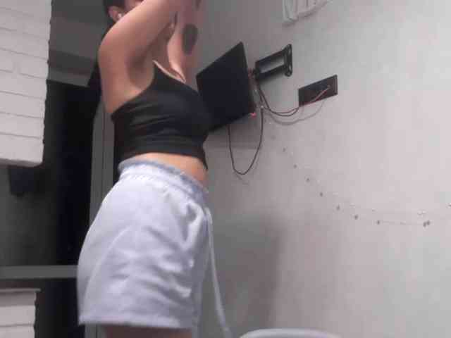 IvanaGildea webcam
