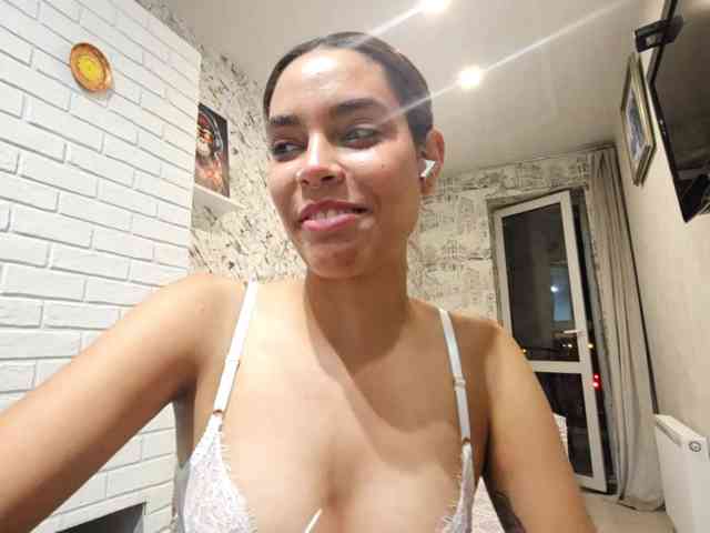 IvanaGildea webcam