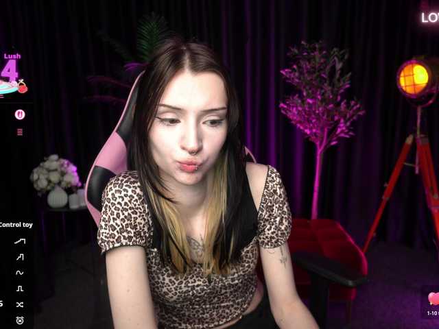 TrixVoid from BongaCams is Freechat