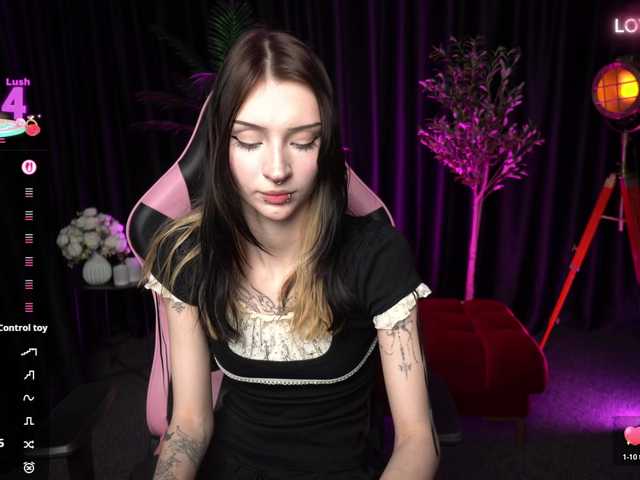 TrixVoid from BongaCams is Freechat