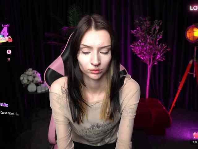 adult camming TrixVoid