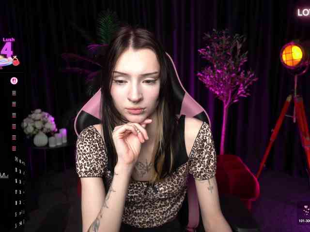 TrixVoid Live Webcam on BongaCams