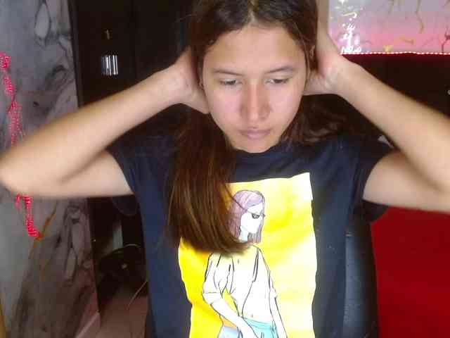 tinibunny Live Webcam on BongaCams