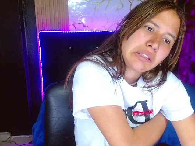 tinibunny webcam
