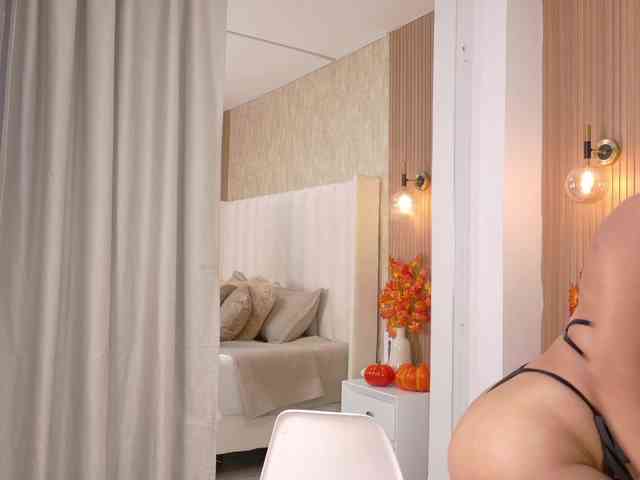 SarahPrescott webcam