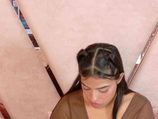 SarahPrescott webcam