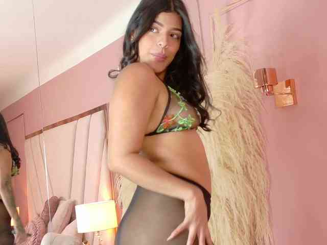 SarahPrescott Live Webcam on BongaCams