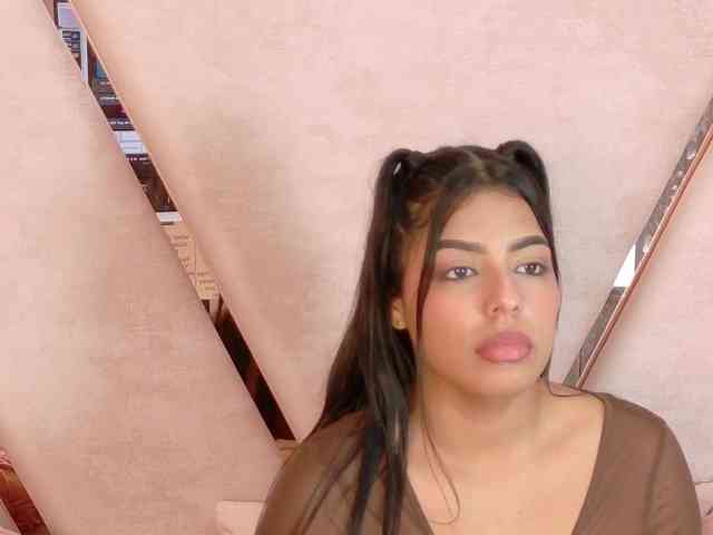 SarahPrescott webcam