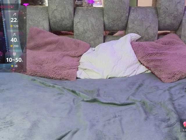 alix-kitty's BongaCams show and profile