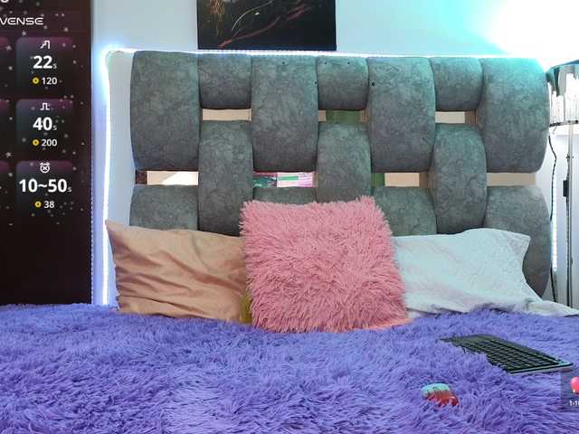 alix-kitty's BongaCams show and profile