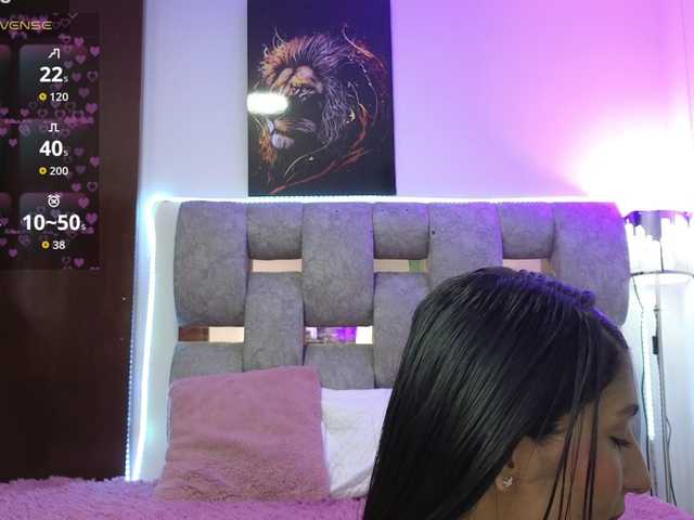 alix-kitty's BongaCams show and profile