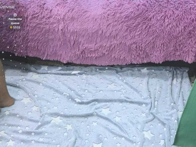 alix-kitty's BongaCams show and profile