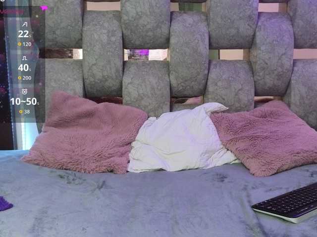 alix-kitty's BongaCams show and profile