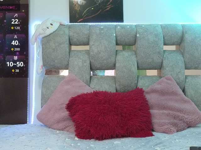 alix-kitty's BongaCams show and profile