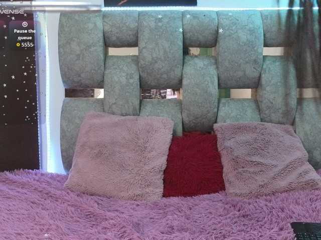 alix-kitty's BongaCams show and profile