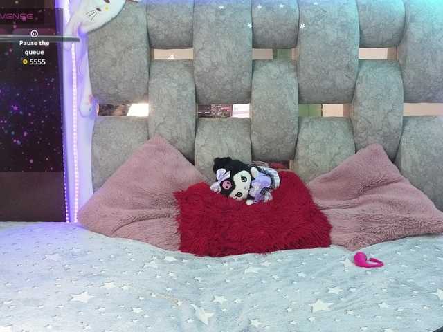 alix-kitty's BongaCams show and profile