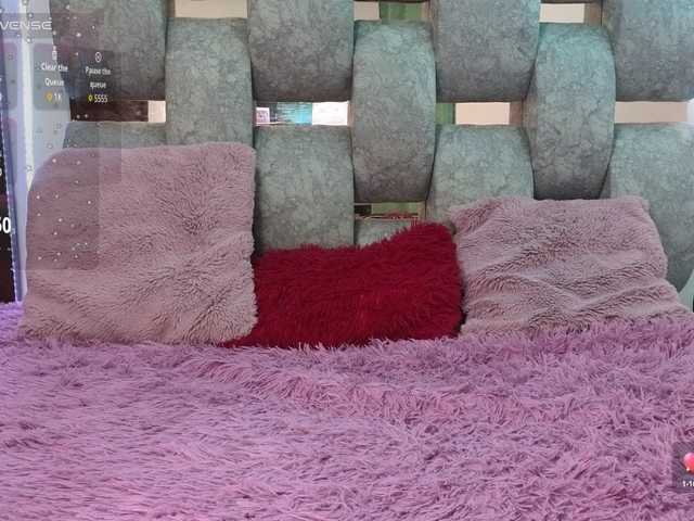 alix-kitty's BongaCams show and profile