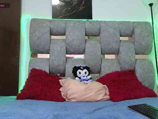 alix-kitty alix-kitty