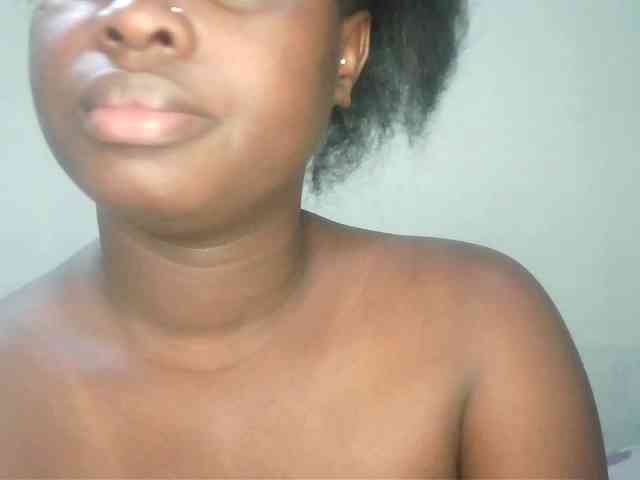 sweetcandy0442 webcam