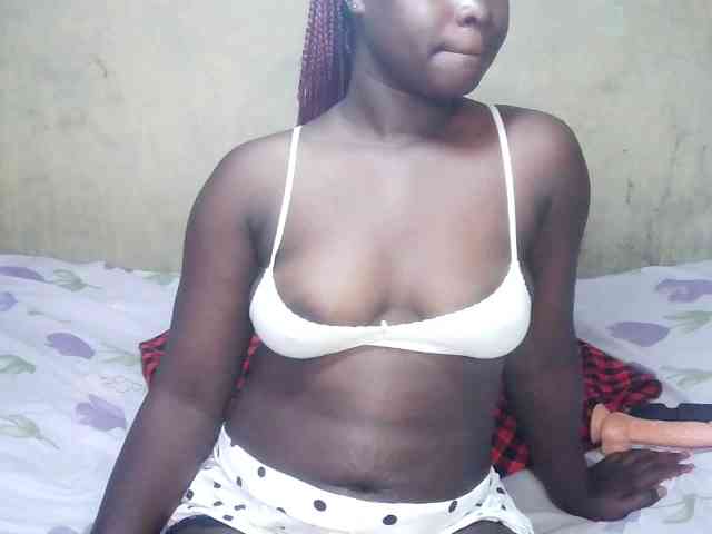 sweetcandy0442 webcam